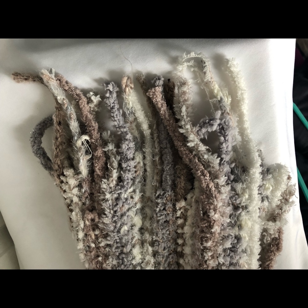Winter scarf - Picture 3 of 7